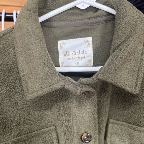 Altar’d State Olive Green Fleece Women's Jacket - Picture 3 of 5